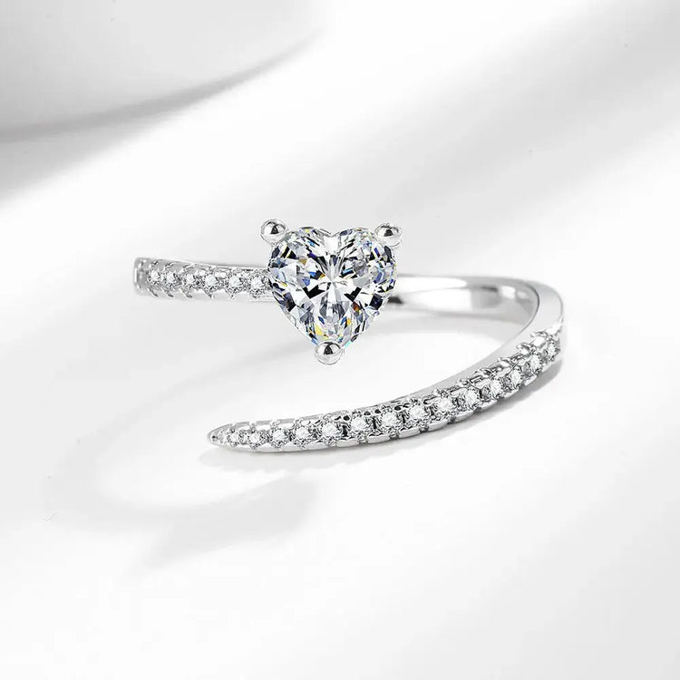 925 Sterling Silver Light Luxury Fashion Versatile Love Zircon Ring Birthday Party Anniversary Gift Jewelry and Clovers