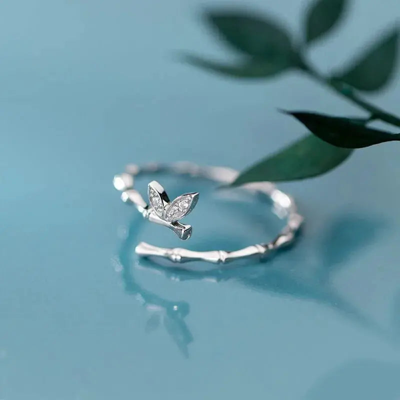 New Fashion Silver Color Green Flower Leaf Rose Daisy Enamel Open Finger Rings For Women Girl Jewelry Gift Dropship Wholesale Jewelry and Clovers