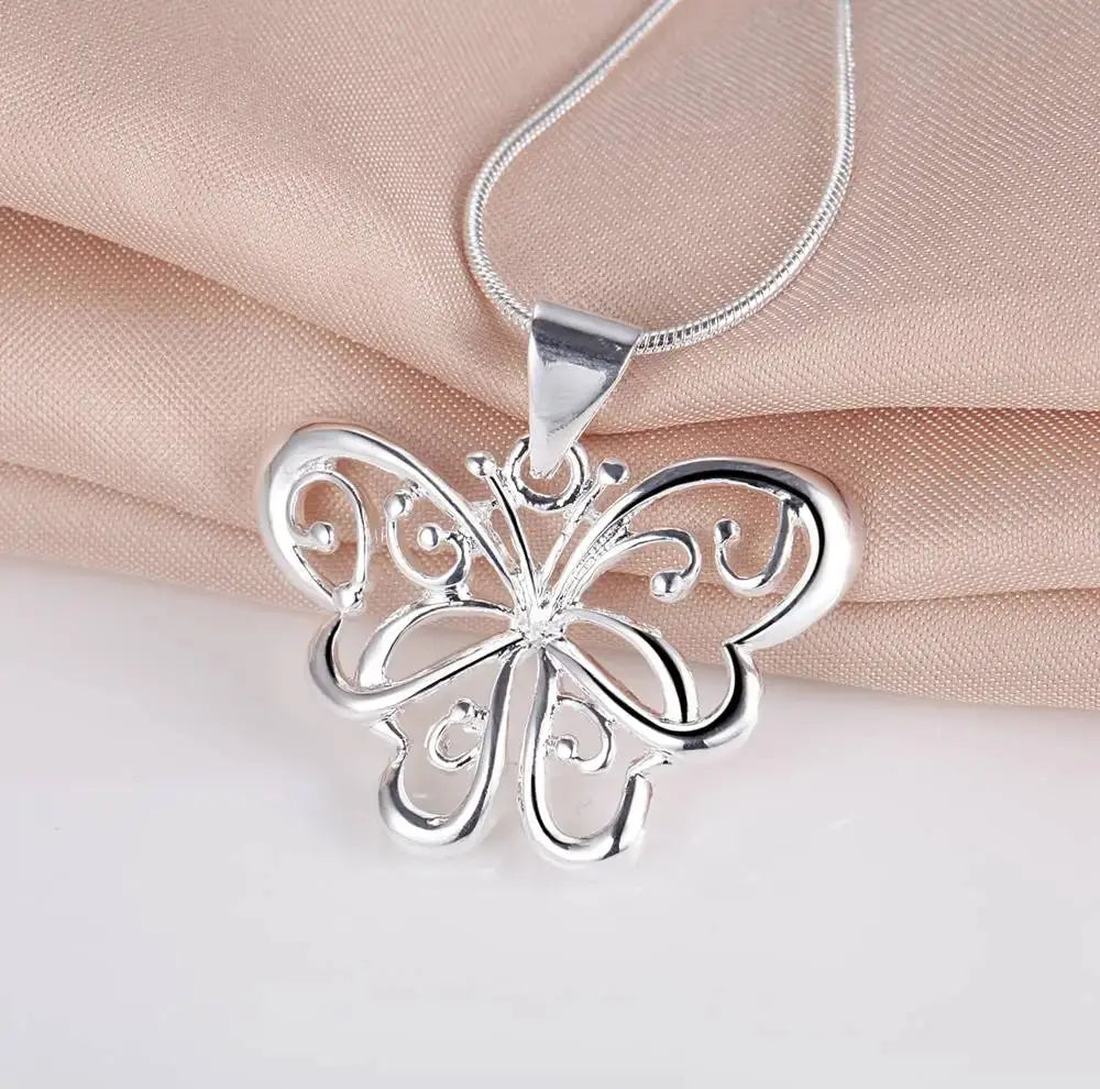 New 925 Sterling Silver Necklace Pendant Butterfly for Women Wedding Jewelry Fine Accessories High Quality Fashion Gifts Party Jewelry and Clovers