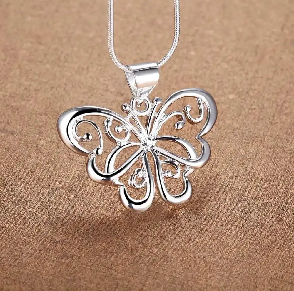 New 925 Sterling Silver Necklace Pendant Butterfly for Women Wedding Jewelry Fine Accessories High Quality Fashion Gifts Party Jewelry and Clovers