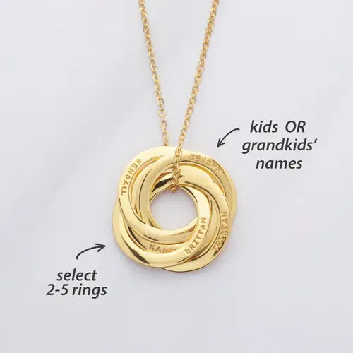 Children Name Necklace, a perfect Personalized Grandma Gift and a cherished Family Necklace. This stunning piece features up to 5 rings, each engraved with a name, crafted from a beautiful combination of gold, silver, and rose gold